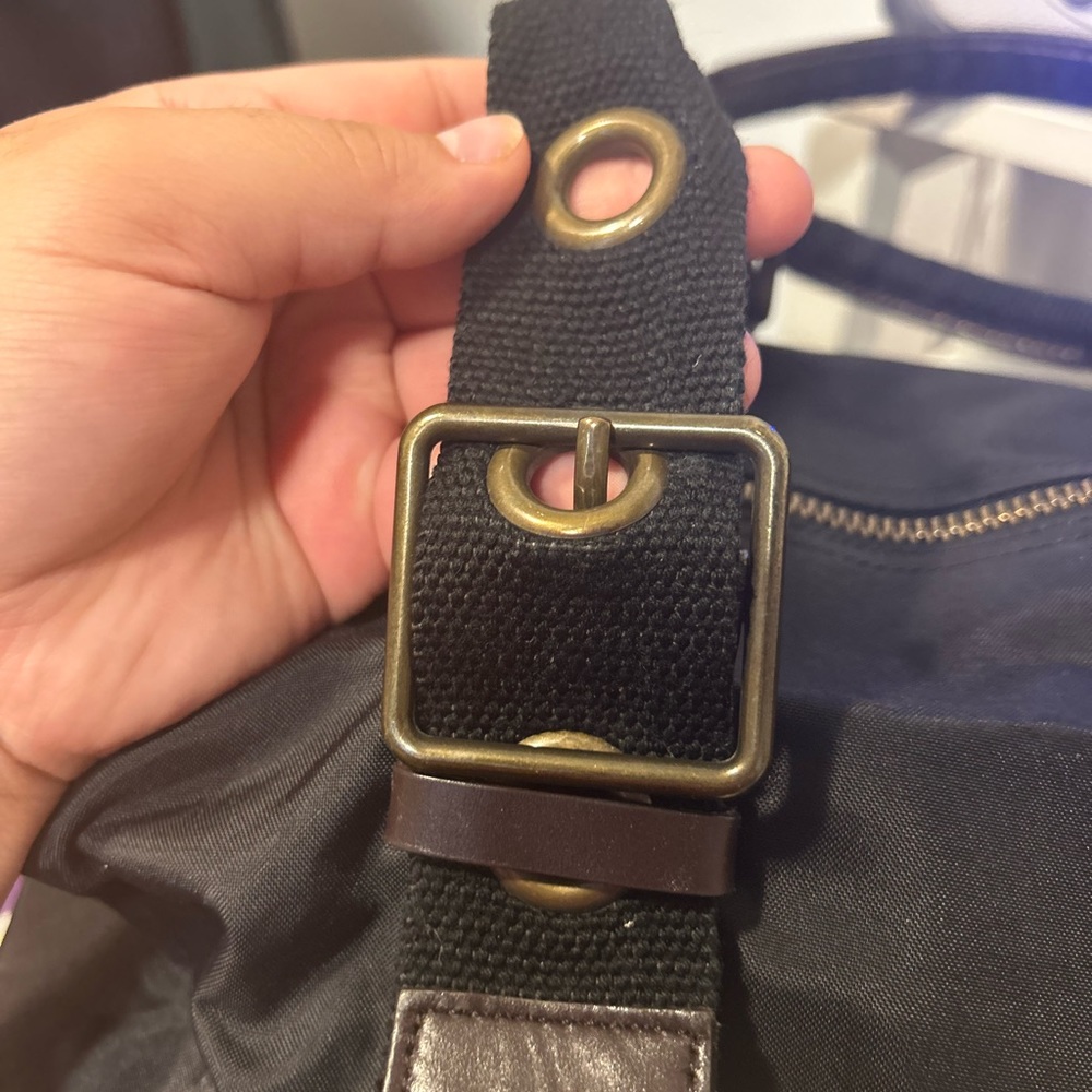 GAP Handbag - Picture 3 of 8